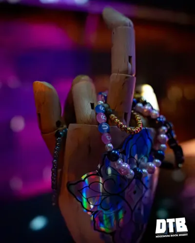 DTB_20260404_Pigeons-120