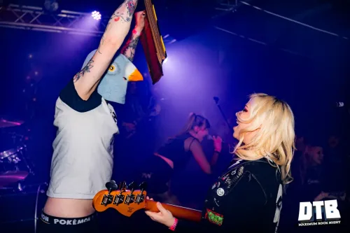 DTB_20260404_Pigeons-88